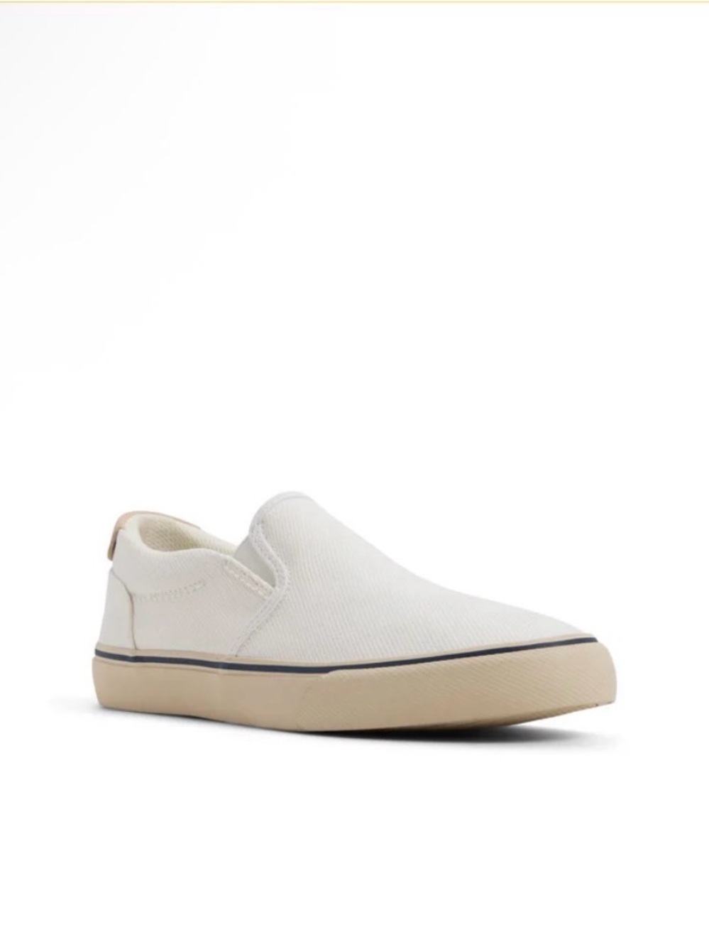 Helm Slip-on Sneaker white size 11
Slip-on Sneakers, Flat Heel- like new cond.
